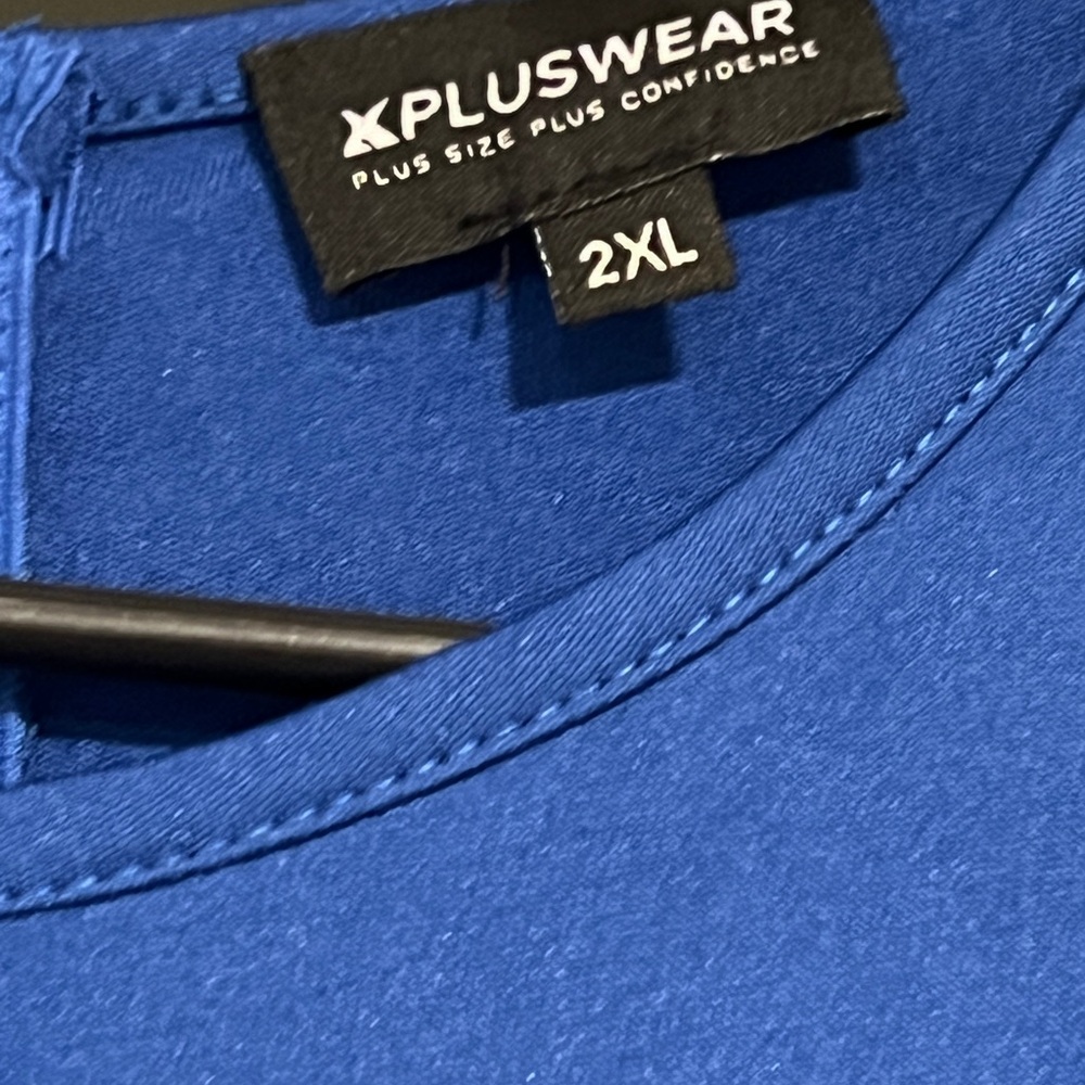 18. Chic Long Sleeve Blue Dress with Striped Detail - Picture 3 of 5